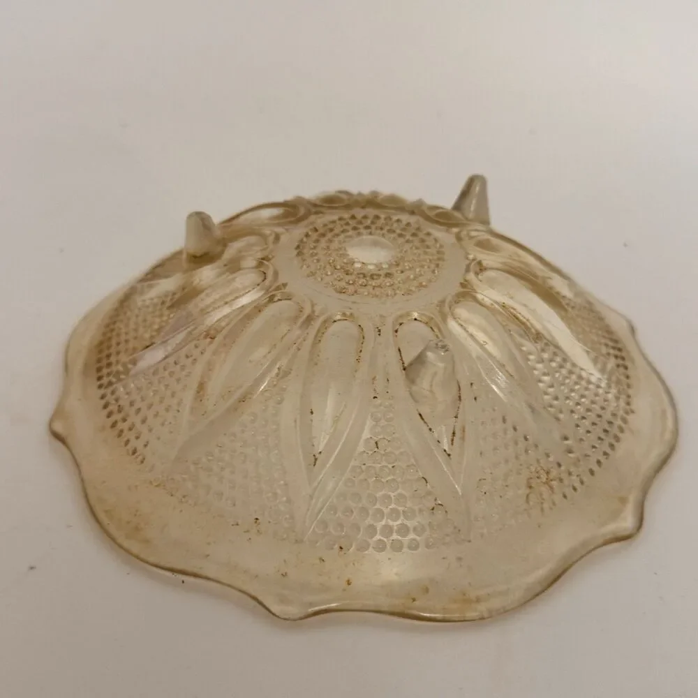 Vintage Pressed Glass Dish – 6” Clear Sunburst Pattern Scalloped Edge Bowl - Picture 7 of 7